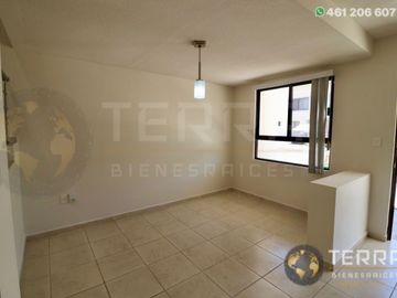 🚨SE VENDE CASA🏡 Cantera Residencial Villa Marino CelayaOPORTUNIDAD es el modelo más Solicitado del fraccionamiento.