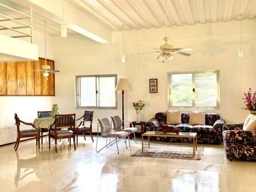 TAGAYTAY REST HOUSE IN VELVET VIEW SUBDIVISION