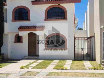 CASA EN VENTA EN SAN ANTONIO DE AYALA