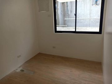 Townhouse near Sienna College of Taytay