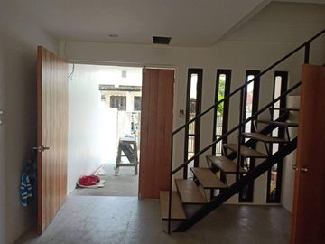 Townhouse near Sienna College of Taytay