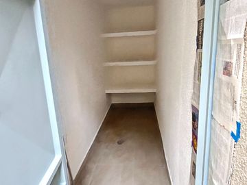 VENTA DE CASA EN SAMBORONDON KM 7 - URBANIZACIÓN LAGUNA DEL SOL