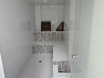 VENTA DE CASA EN SAMBORONDON KM 7 - URBANIZACIÓN LAGUNA DEL SOL