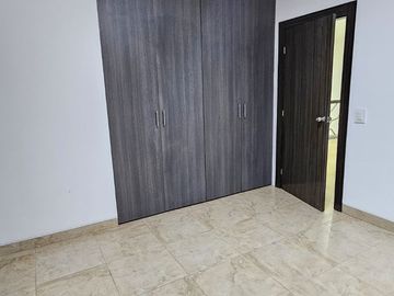 VENTA DE CASA EN SAMBORONDON KM 7 - URBANIZACIÓN LAGUNA DEL SOL