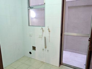 VENTA DE CASA EN SAMBORONDON KM 7 - URBANIZACIÓN LAGUNA DEL SOL