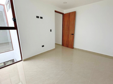 VENTA DE CASA EN CASTILLOTLA