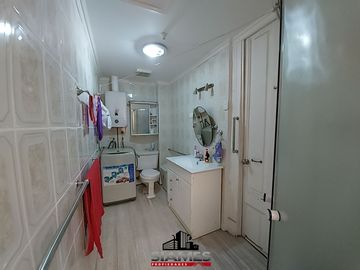 Abate Molina/Toesca Barrio República, Santiago, RM (Metropolitana)