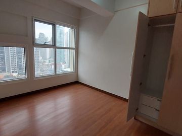 For Rent to Own Condo Apartment Condominium loft type