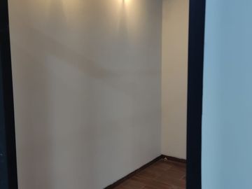 VENDO CASA DE ESTRENO EN LA ENTRADA DE BOULEVARD