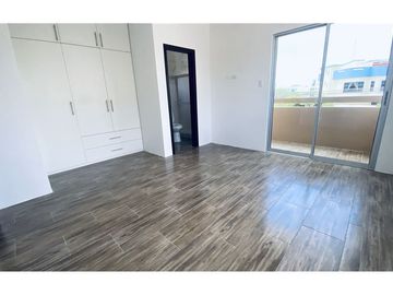 Casa de venta en manta zona sur de Manabí