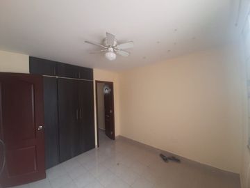 SE VENDE CASA EN MUCHO LOTE 2