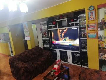 VENDO CASA DE 3 PISOS EN SANMARTIN DE PORRES