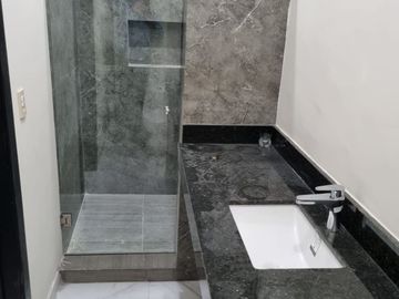 Venta o Renta de Casa en Privado Los Mezquites