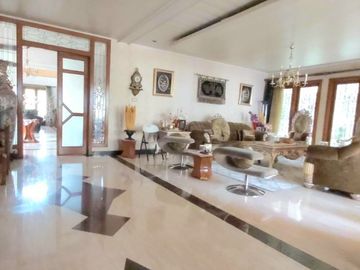 Dijual Rumah Besar di Kemang Timur LT 1700 LB 1000 Ada Pool