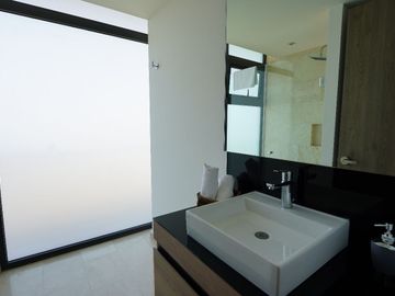 SE VENDE DEPARTAMENTO DE LUJO AMIRA CIMA DIAMANTE GRAN OPORTUNIDAD!! 170 m2, 3 HAB