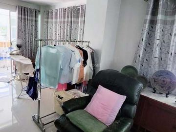 หมู่บ้าน อู่ทอง 6 ลำลูกกา คลอง 3 ทาวเฮ้าส์ 27.9 ตรว., คูคต, ลำลูกกา