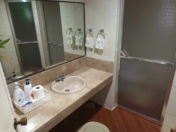 Magnificent & Spacious Fully Furnished Rest House @ Tagaytay City with Majestic view of Taal Lake