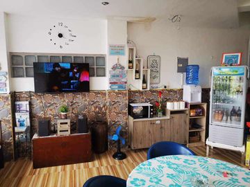 Magnificent & Spacious Fully Furnished Rest House @ Tagaytay City with Majestic view of Taal Lake