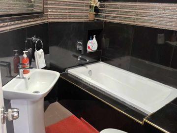 Magnificent & Spacious Fully Furnished Rest House @ Tagaytay City with Majestic view of Taal Lake
