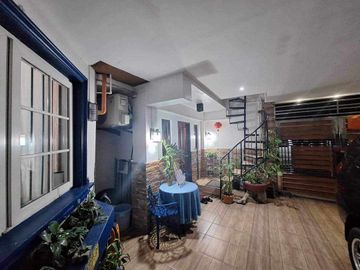 Magnificent & Spacious Fully Furnished Rest House @ Tagaytay City with Majestic view of Taal Lake