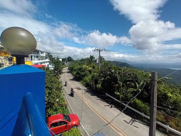Magnificent & Spacious Fully Furnished Rest House @ Tagaytay City with Majestic view of Taal Lake