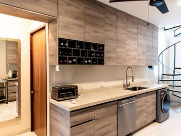 Penthouse con rooftop privado y area de asador amueblado, sistema Smart Home, en venta Tangolunda, Huatulco