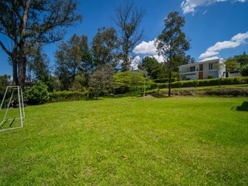 VENTA CASA EN NAYON