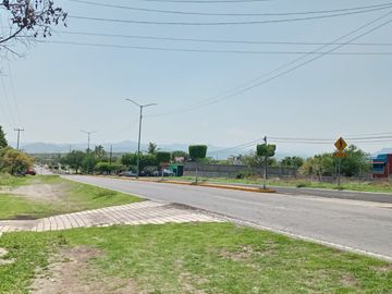 Propiedad en venta a borde de carretera, Miacatlán Morelos, Laguna El Rodeo.