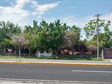 Propiedad en venta a borde de carretera, Miacatlán Morelos, Laguna El Rodeo.