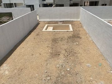 Casa en venta en conkal Mérida con alberca, mas de 5 parques con excelentes amenidades