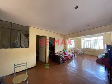 ID: 1077921 - Excelente Casa En San Martín De Porres, Jr Huaraz & Cuadra 38 De La Av. Perú