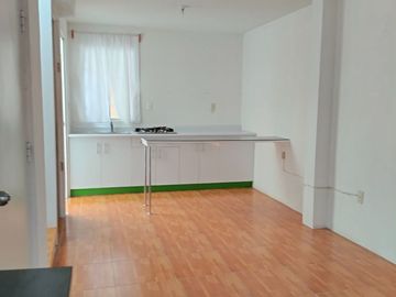 VENTA Casa en codominio cerrado, ampliada.
