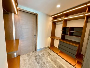 205 M2 , LUJOSO DEPARTAMENTO PRECIO DE OPORTUNIDAD, SHARK TOWER