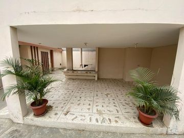 Casa de venta en Montecristi Manabí