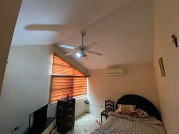 Casa de venta en Montecristi Manabí