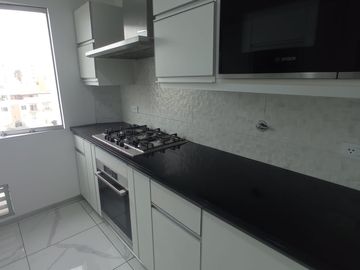 HERMOSO TRIPLEX DE 190 MTS2 DE 3 DORMITORIOS CON VISTA A PARQUE