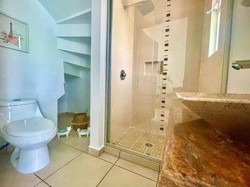 (CVO) CASA EN CONDOMINIO LOMAS DE JIUTEPEC $2,100,000