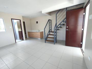 Pre-selling Townhouse in Imus City - Hamilton Executive Residences (Complete Finished Turnover) w/ Free AC upon Move-in!