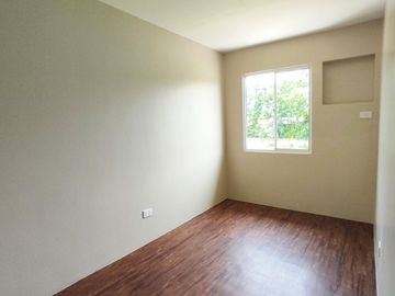 Pre-selling Townhouse in Imus City - Hamilton Executive Residences (Complete Finished Turnover) w/ Free AC upon Move-in!