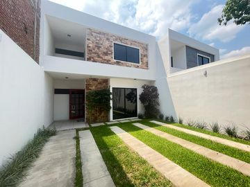 CASA NUEVA, EN VENTA, A 15 MINUTOS DE OAXTEPEC Y DE CUAUTLA, MORELOS