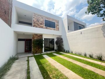 CASA NUEVA, EN VENTA, A 15 MINUTOS DE OAXTEPEC Y DE CUAUTLA, MORELOS