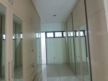Rumah Semi Furnished Discovery Conserva Bintaro 13073-GB 0811189----