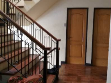 3-storey Townhouse unit and Adjacent Spacious Vacant Lot in Sikatuna Village, Q.C