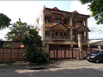 3-storey Townhouse unit and Adjacent Spacious Vacant Lot in Sikatuna Village, Q.C