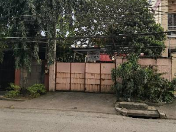 3-storey Townhouse unit and Adjacent Spacious Vacant Lot in Sikatuna Village, Q.C