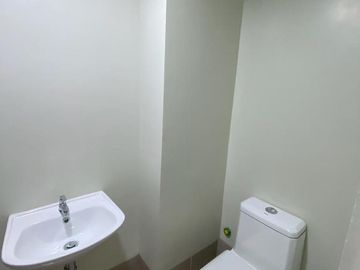 MCA - FOR SALE: Studio Unit in Vista Pointe by Vista Residences, Quezon City