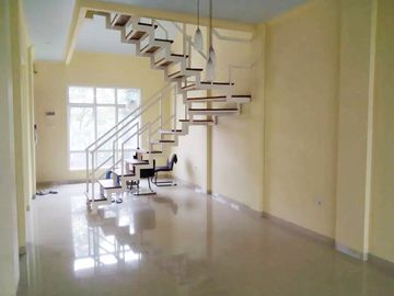 Dijual Rumah Baru di Karawaci Dekat Supermal Karawaci