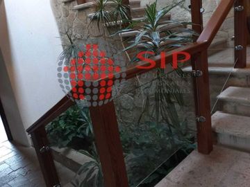 ¡HERMOSA RESIDENCIA DE LUJO DE VENTA EN EL PALOMAR!