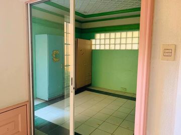 4 Bedroom Townhouse for sale in Royale Estates Tagaytay, Alfonso Cavite. Near Twin Lakes City Tagaytay