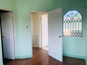 4 Bedroom Townhouse for sale in Royale Estates Tagaytay, Alfonso Cavite. Near Twin Lakes City Tagaytay